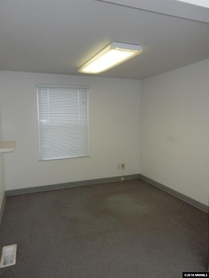 10 E 6th St, Battle Mountain, NV 89820